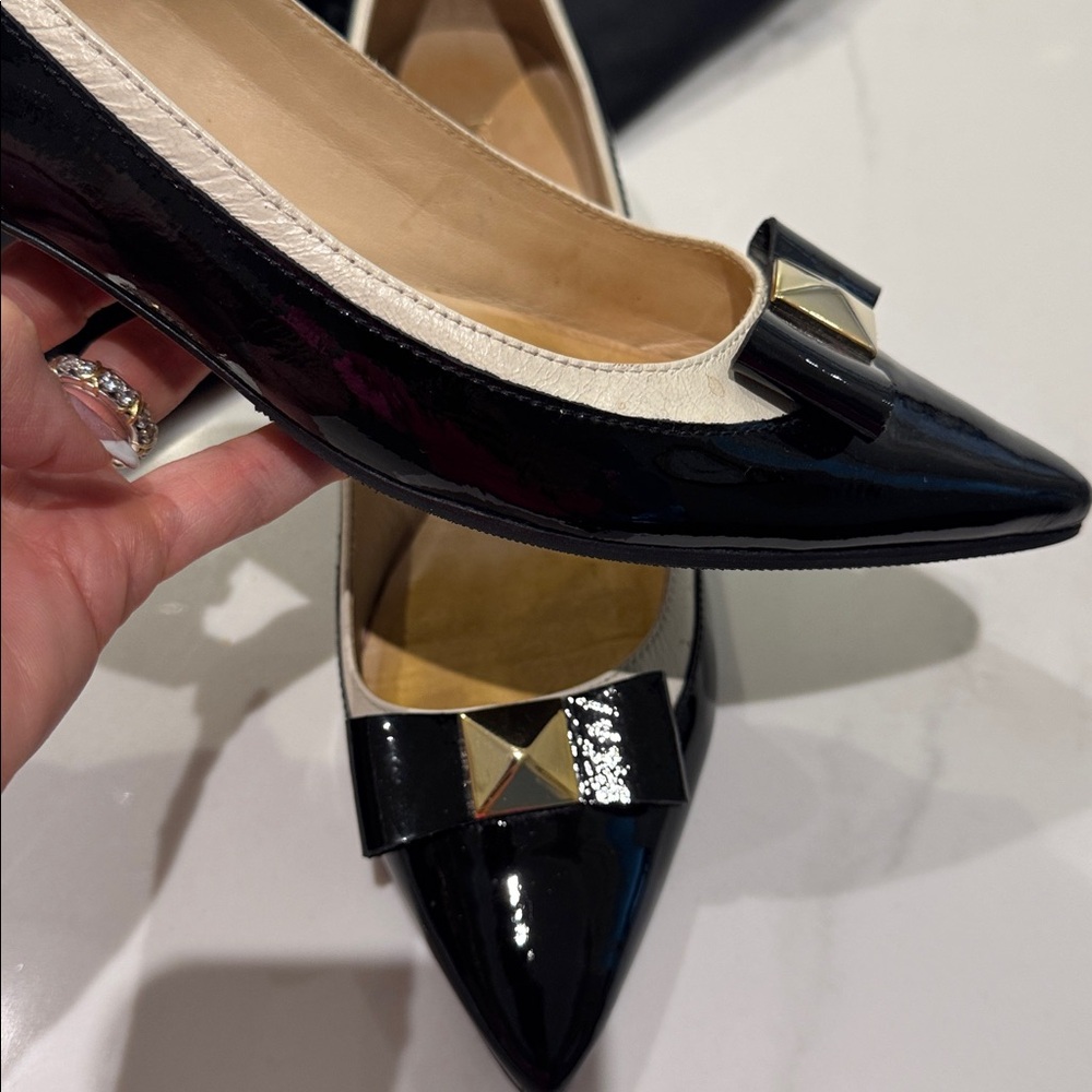 kate spade Black Patent Pointed Toe Bow Flats with Gold Accent - Picture 5 of 12